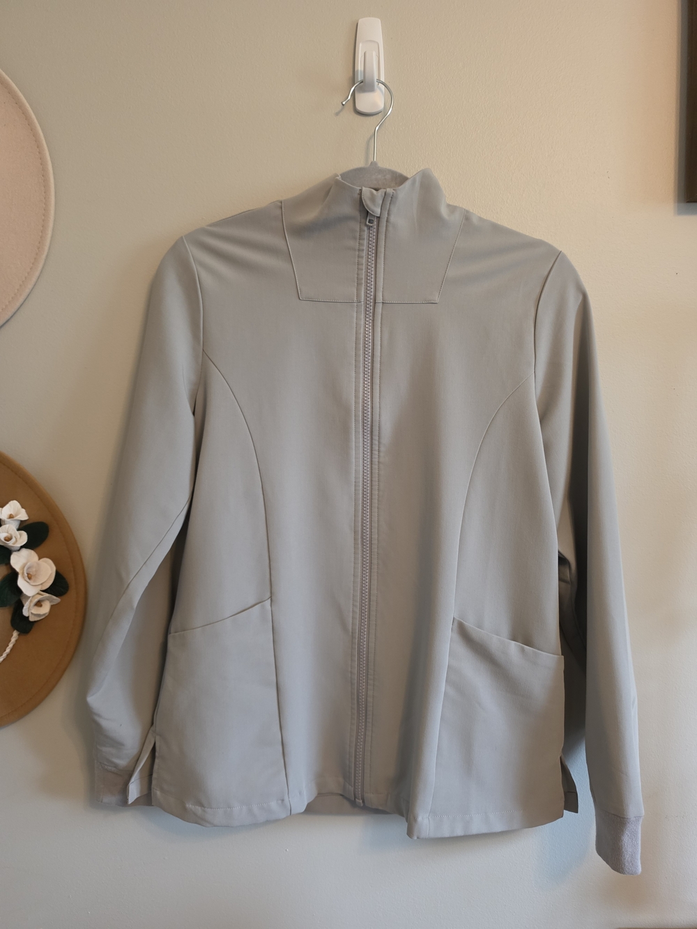 Mandala Light Gray Women's Zip-Front Jacket